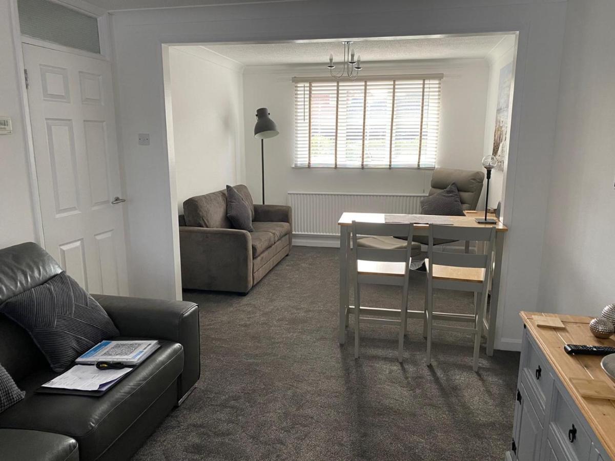 Riverside Park Ground Floor Apartment - St Neots Kültér fotó