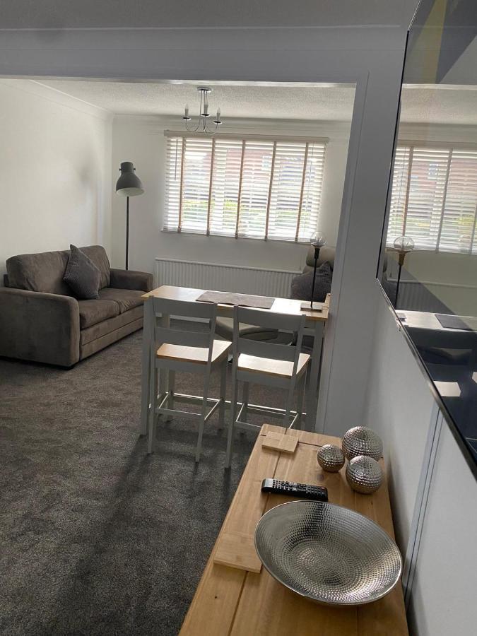 Riverside Park Ground Floor Apartment - St Neots Kültér fotó